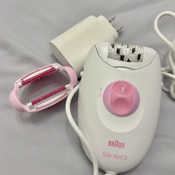 SOLD Silk-épil Epilator - Picture 2 of 3